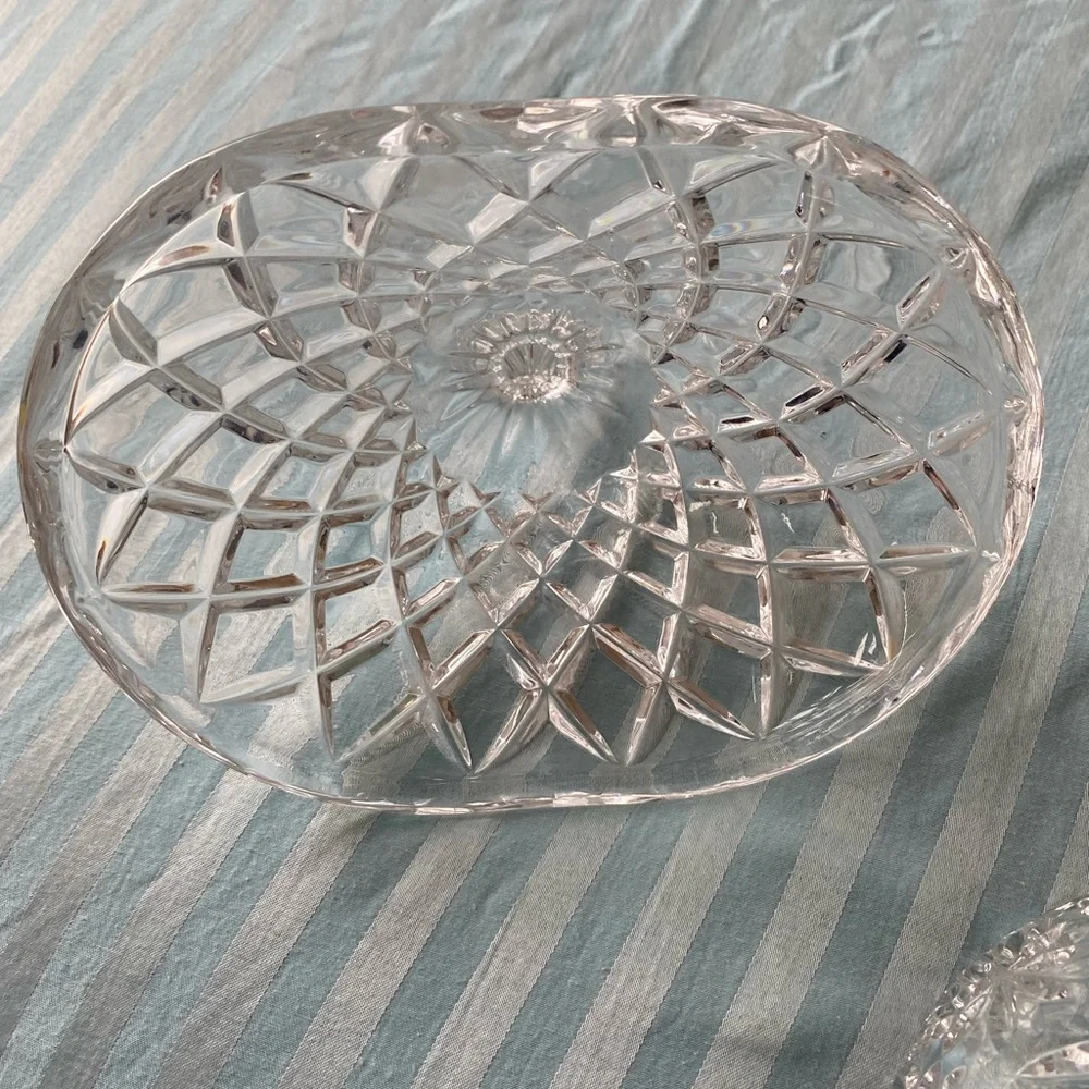 Marquis by Waterford dish with fan lid - Picture 8 of 11